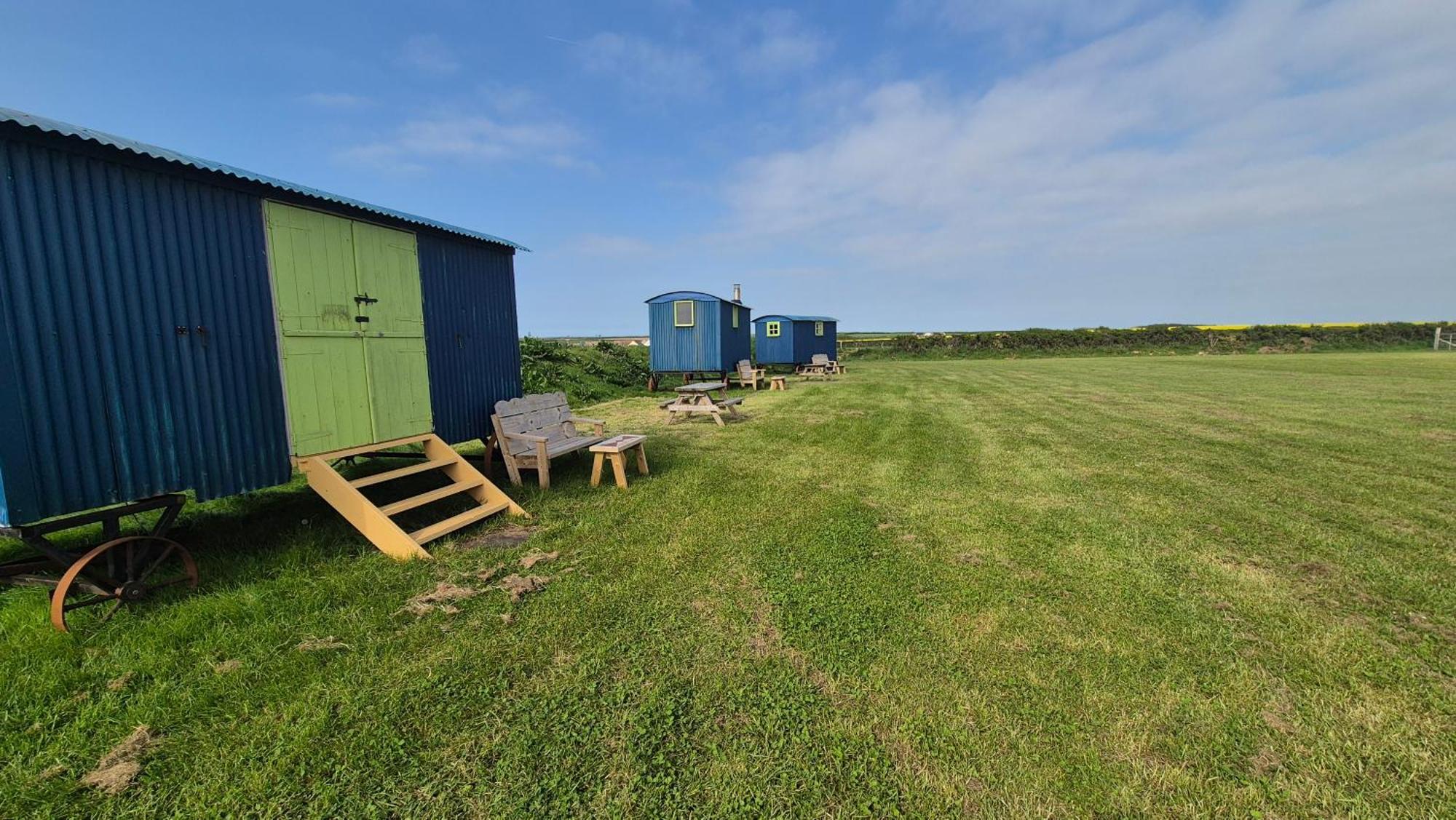 Coast Path Camping Saint Ishmaels  Екстериор снимка
